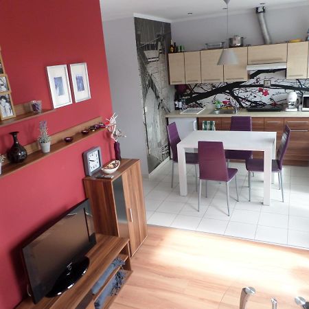 Cecilia Apartman Apartment Sárvár Екстериор снимка